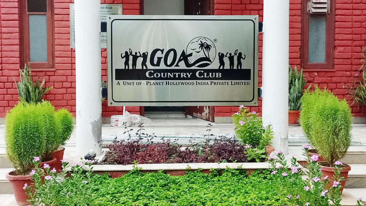 Отель Goa Country Club Гургаон Экстерьер фото