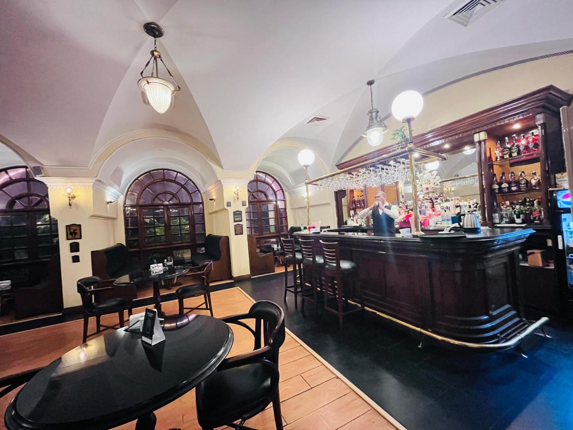 Отель Goa Country Club Гургаон Экстерьер фото